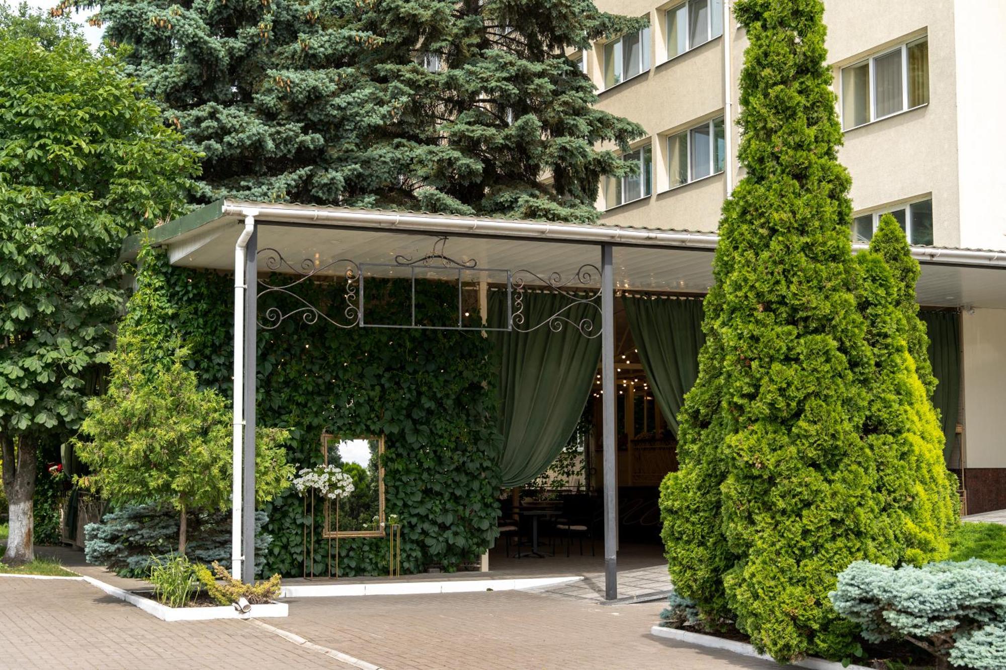 Cherkasy Palace Zewnętrze zdjęcie